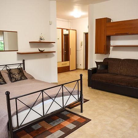 Modern Apartment Near City Center كلوج-نابوكا المظهر الخارجي الصورة