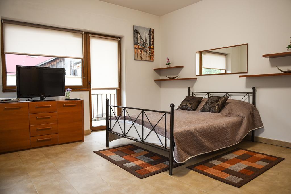 Modern Apartment Near City Center كلوج-نابوكا المظهر الخارجي الصورة